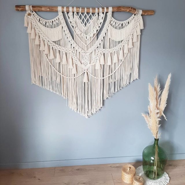 Tenture murale en macramé - Ma Fabrique Coton Pompon - Créations artisanales uniques en macramé - Bordeaux
